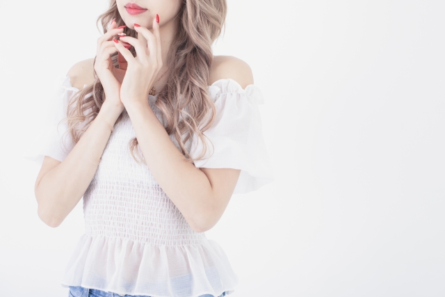 巻き髪のキレイなキャバ嬢